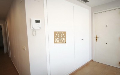 Beautiful, fully refurbished apartment with spacious terraces.